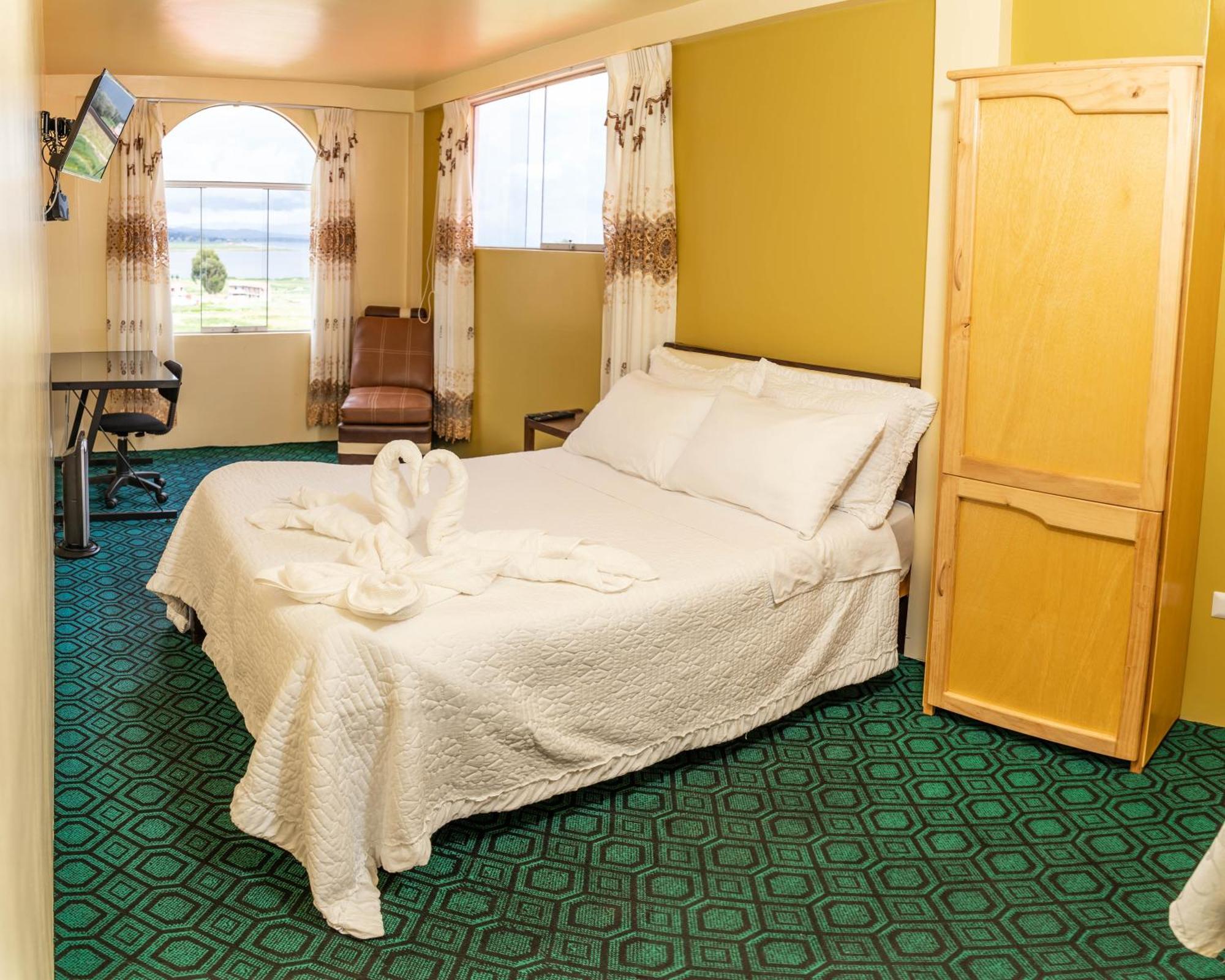 Hotel Summita Yunguyo Zewnętrze zdjęcie