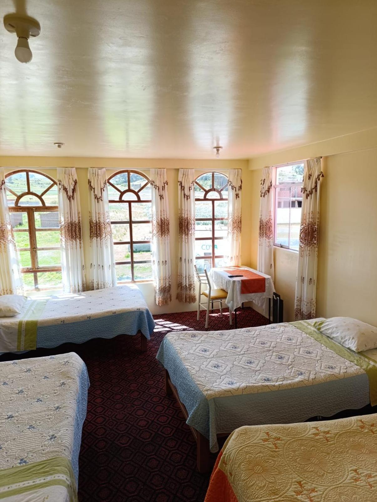 Hotel Summita Yunguyo Zewnętrze zdjęcie