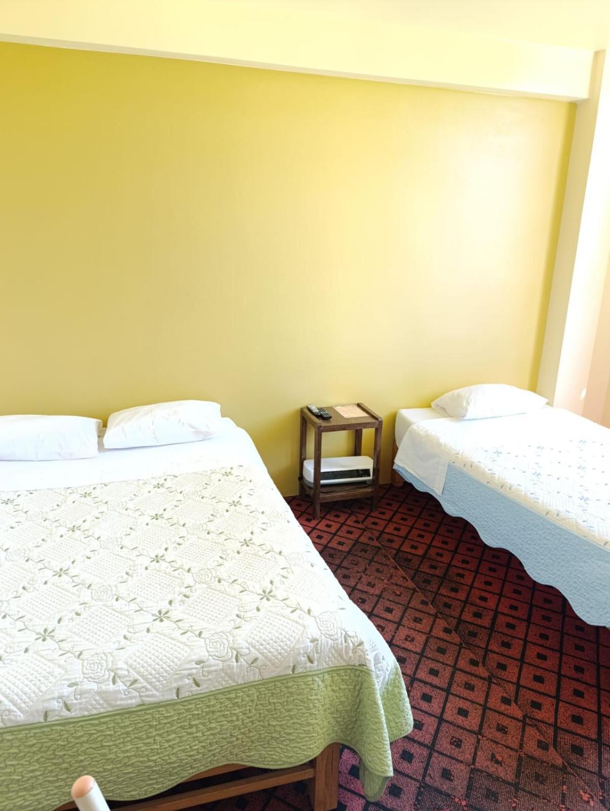 Hotel Summita Yunguyo Zewnętrze zdjęcie